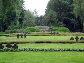 Der Ehrenfriedhof in Weeze an der Uedmer Straße