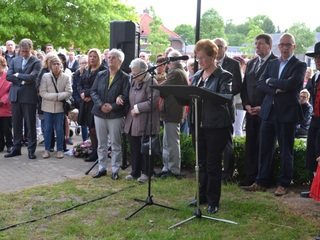 Der Niederländer Marc Rongen war der Initiator einer Gedenkfeier für die Gefallenen des 2. Weltkrieges, die am 23. Mai 2015 in Maashees stattfand und bei der ein Denkmal enthüllt wurde