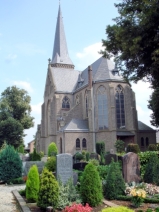 Die Pfarrkirche Heilig Kreuz in Wemb