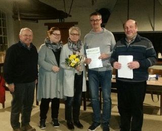 von links nach rechts: Heinz-Peter Petersilie, Janine Ginter, Eheleute Leenen (Ehrung 25 Jahre Mitgliedschaft), Helmut Stehr