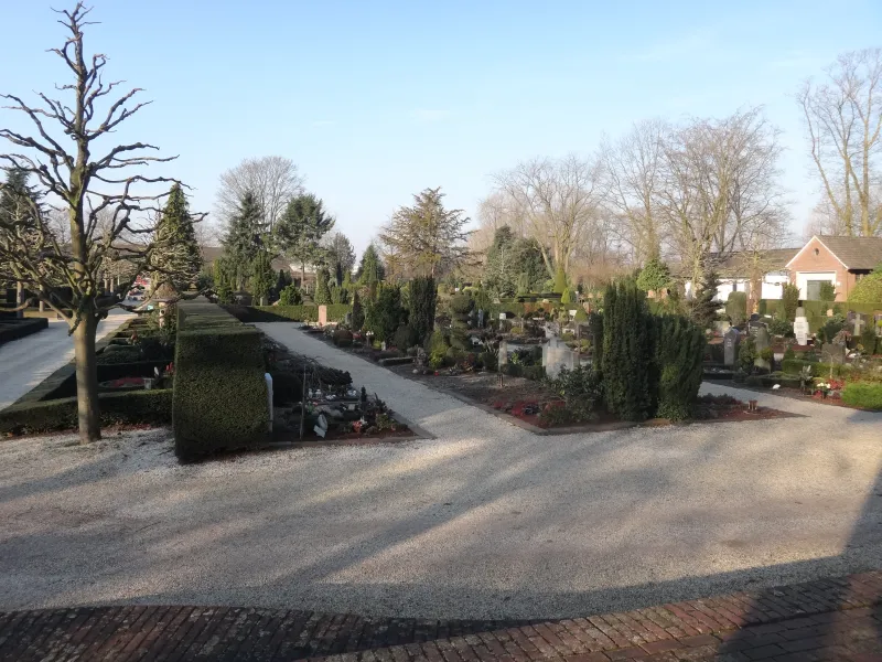 Friedhofsgräber auf einem Friedhof in Weeze
