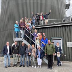 Foto Partnerschaftsverein Watton Mitglieder des Partnerschaftsvereins Weeze-Watton mit Bürgermeister Koenen an der Biogasanlage Schloss Wissen