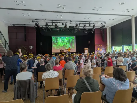 75 Jahre PCS in Weeze 75 Jahr Feier der Petrus-Canisius Schule in Weeze im Bürgerhaus